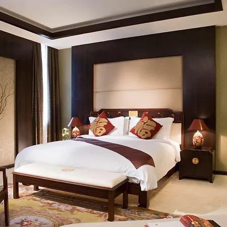 Grand Mercure Xian On Renmin Square Exterior photo